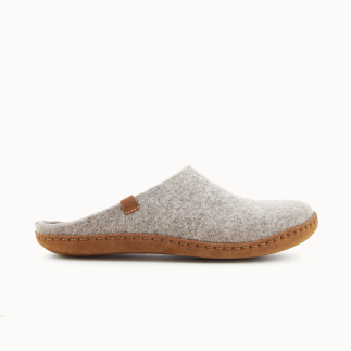 Chausson mule femme KITA en feutre de laine taupe — vue de profil | Soir & Matin