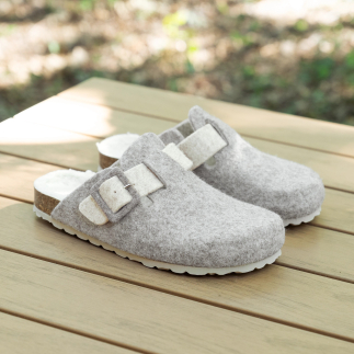 Damenhausschuh LILOU – Clog aus Wollfilz Taupe | Soir & Matin