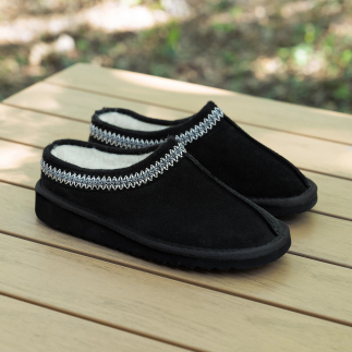Chausson mule femme RÉVA cuir noir, doublure laine — fait à la main en Espagne | Soir & Matin