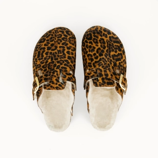 Chausson Sabot femme NAMIBIE cuir poils motif léopard, doublé laine — vue de dessus | Soir & Matin