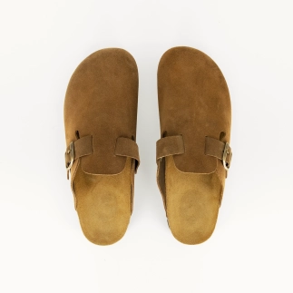 Men’s clog slipper in brown leather — top view | Soir & Matin