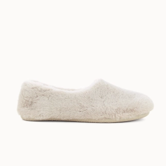 Chausson femme ROMANE en textile fausse fourrure camel — vue de profil | Soir & Matin